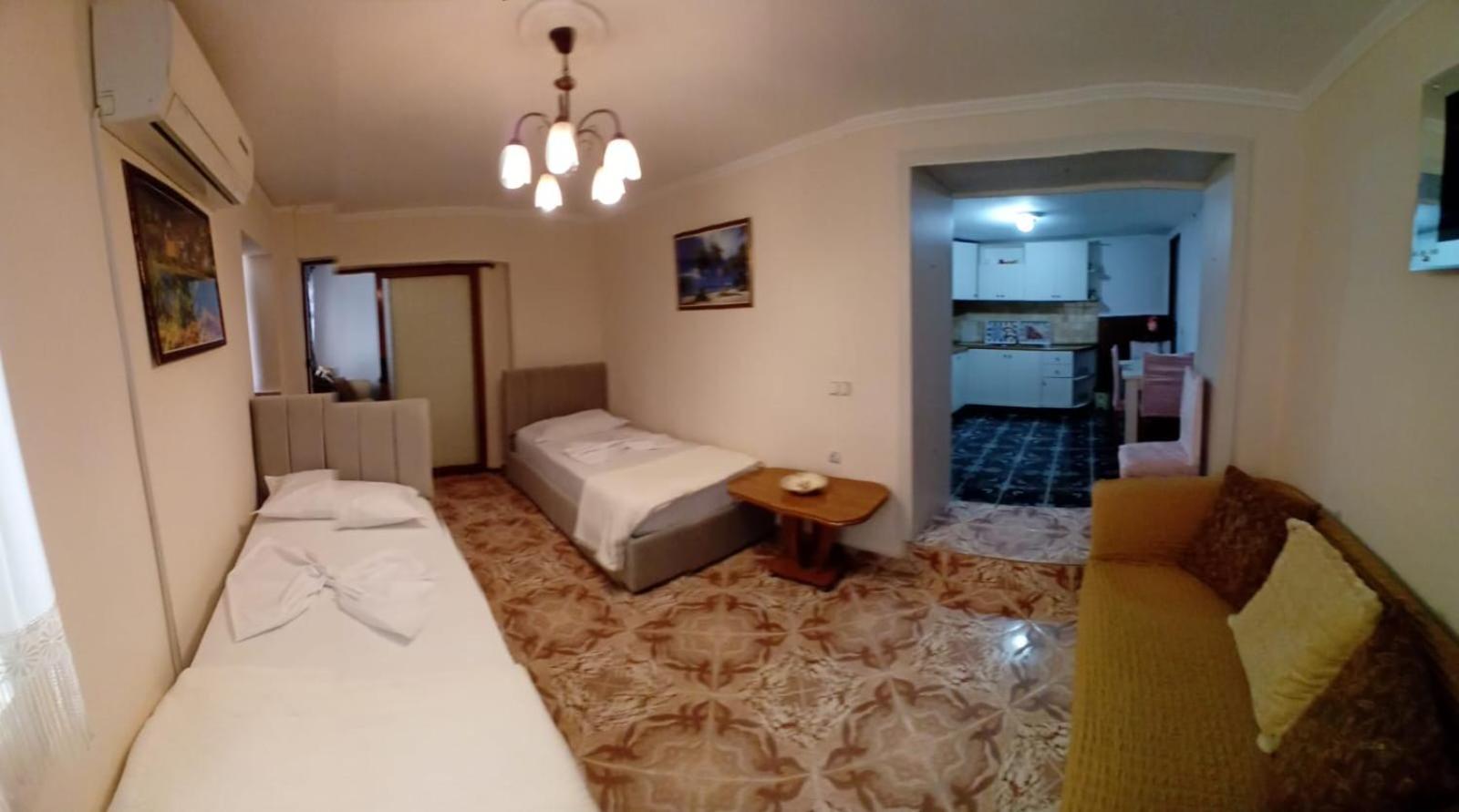 Gogo'S Sea Side Apartment ซารานเดอ ภายนอก รูปภาพ